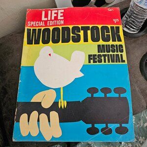 Life Special edition magazine WOODSTOCK music festival original 1969 edition.